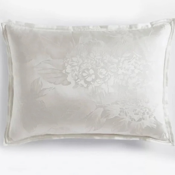 Hotel Collection Bedding Hotel Collection Hydrangea King Sham White